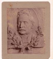 Torelli Luigi, foto del modello per la formella ritratto in marmo della tomba