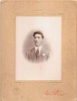 Luis Mondi, marito di Adela, La Plata 1911