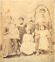 Giovanni Bottagisi (fratello di Giacomina) con la sua famiglia.