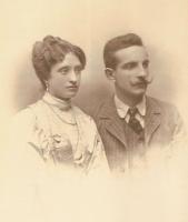 Agostina Molteni detta Rina nella foto di nozze col marito Carletto Ciapponi (settembre 1902)